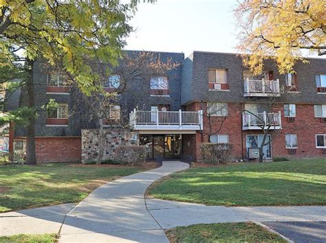 912 ridge sq elk grove village il 60007